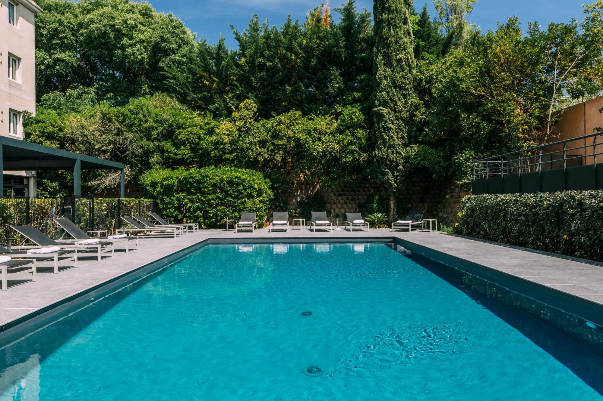 Escale Oceania Aix-En-Provence Hotell Eksteriør bilde