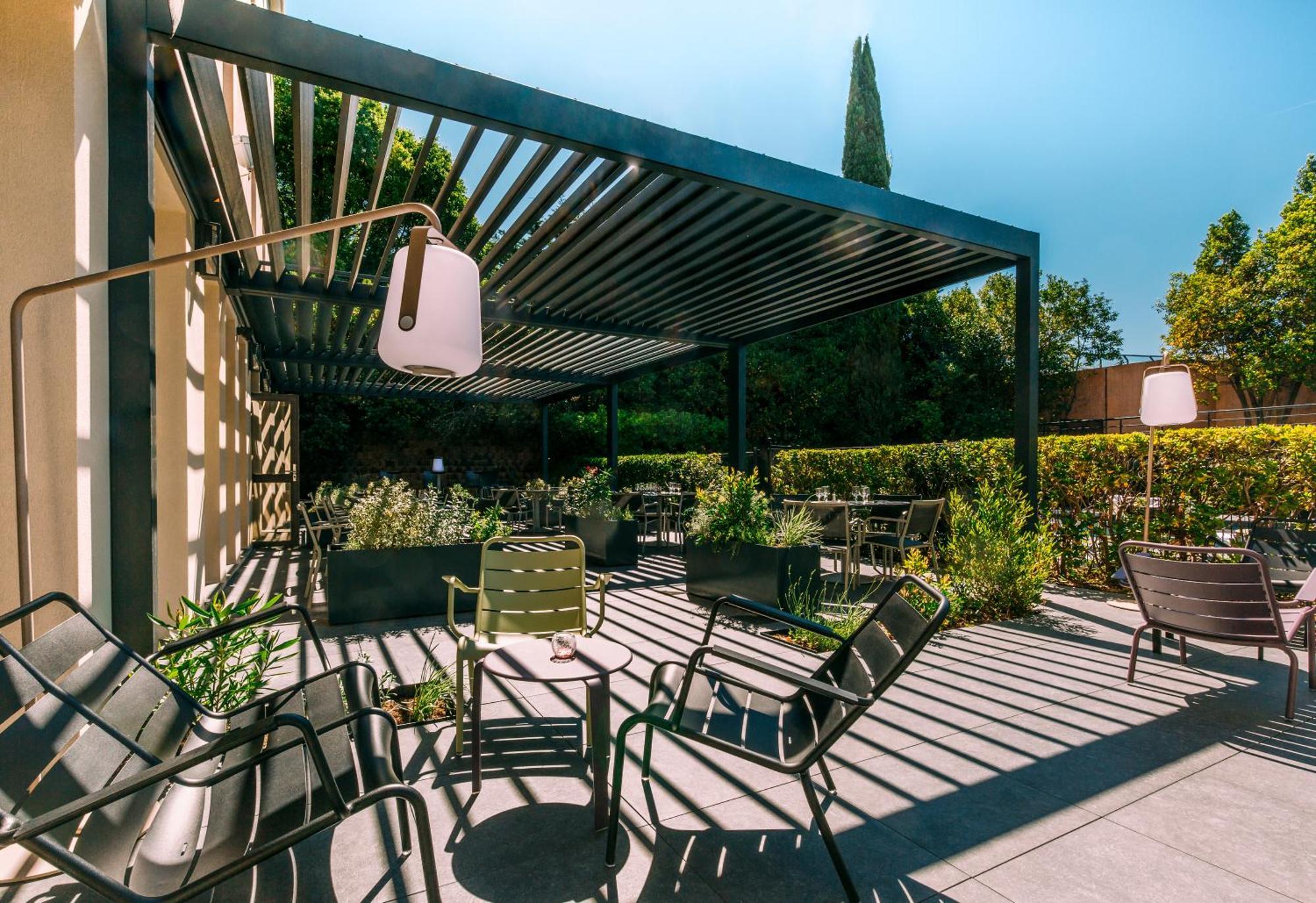 Escale Oceania Aix-En-Provence Hotell Eksteriør bilde