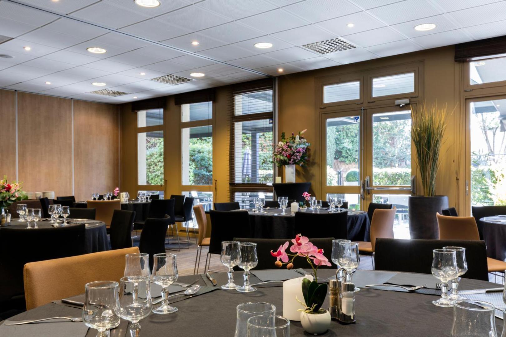 Escale Oceania Aix-En-Provence Hotell Eksteriør bilde