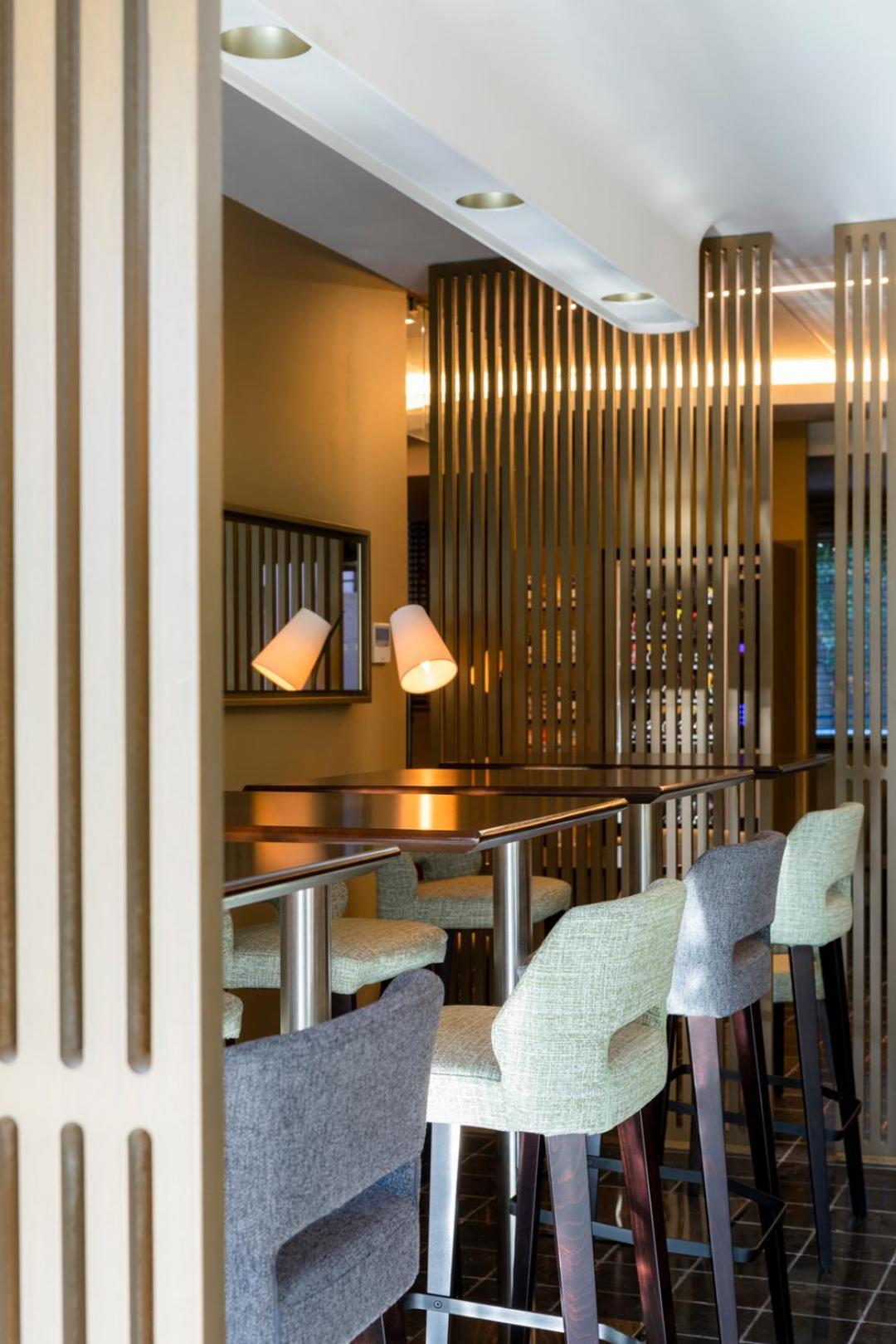 Escale Oceania Aix-En-Provence Hotell Eksteriør bilde