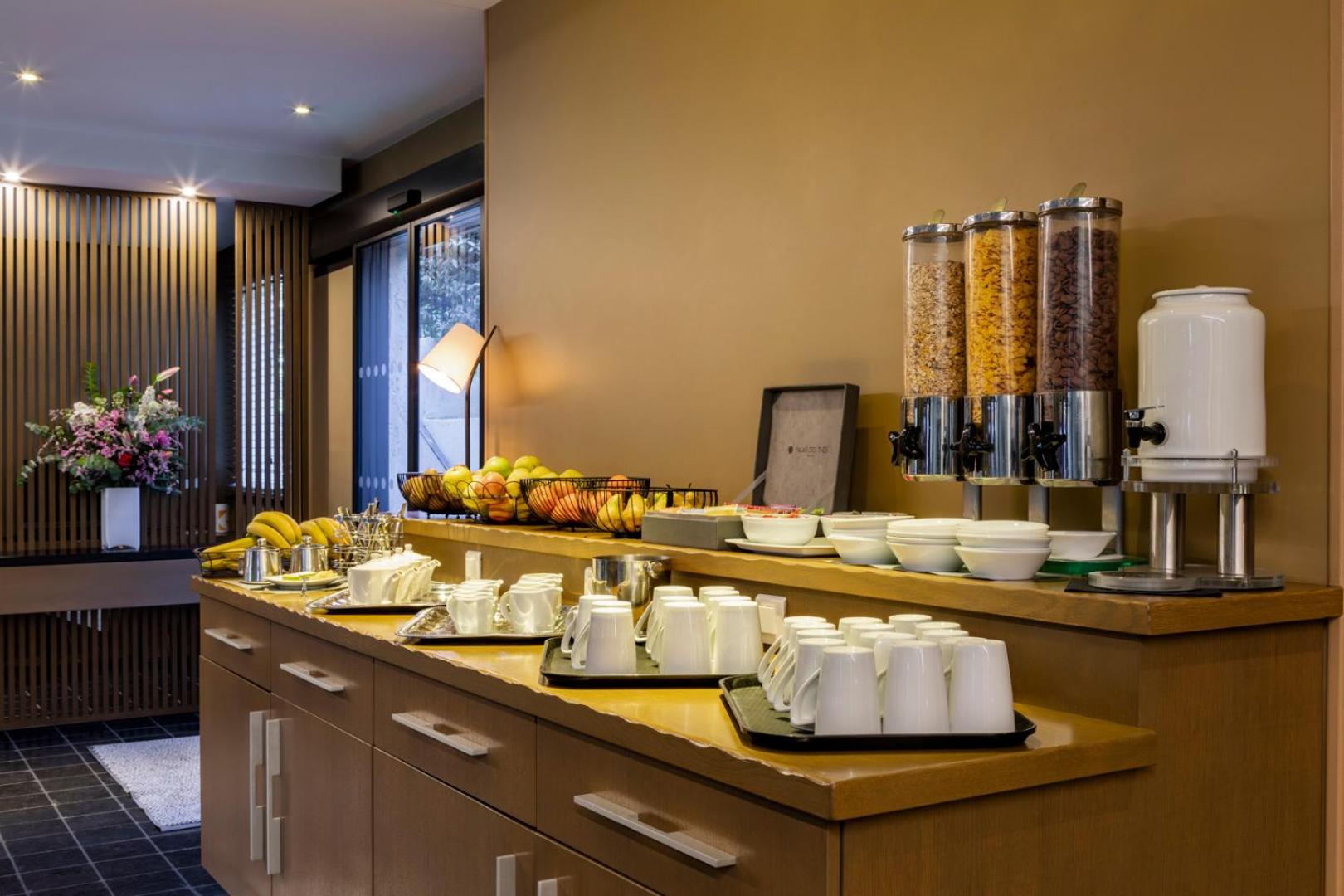 Escale Oceania Aix-En-Provence Hotell Eksteriør bilde